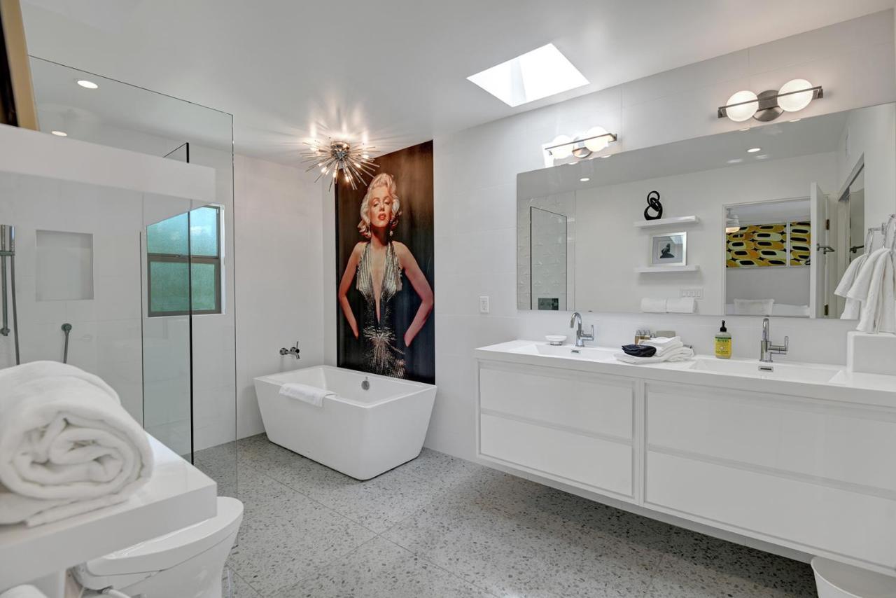 Ultra-Chic Luxe Mid-Century Estate- Resort Like Pool, Spa, Firepit, Outdoor Kitchen 3Bed/3Bath Palm Springs Extérieur photo