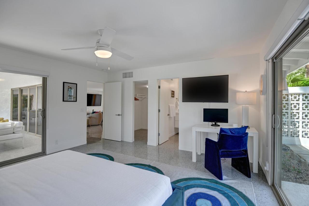 Ultra-Chic Luxe Mid-Century Estate- Resort Like Pool, Spa, Firepit, Outdoor Kitchen 3Bed/3Bath Palm Springs Extérieur photo