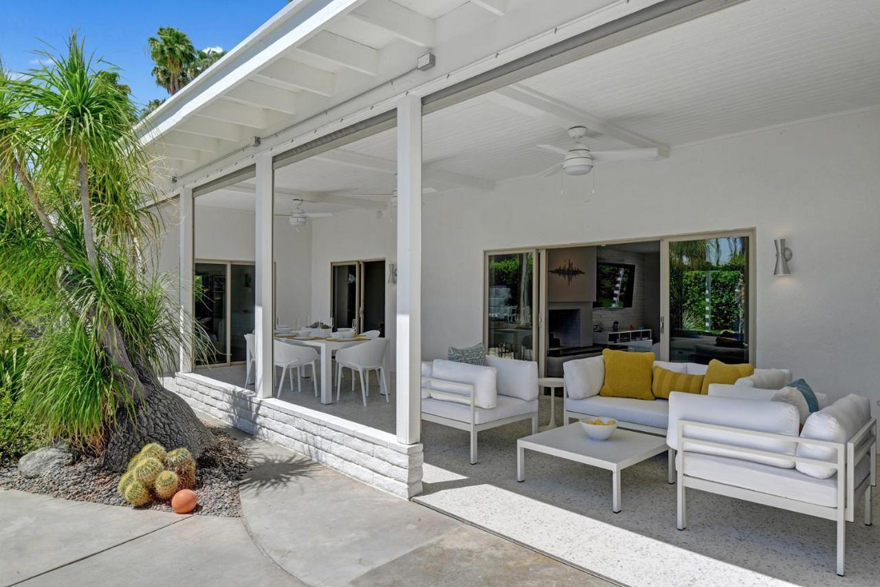 Ultra-Chic Luxe Mid-Century Estate- Resort Like Pool, Spa, Firepit, Outdoor Kitchen 3Bed/3Bath Palm Springs Extérieur photo